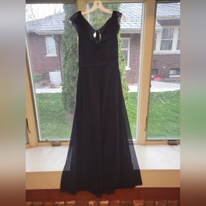 Navy blue bridsemaid dress, size 6, fits size 2-6